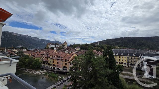 Appartement T3 à louer - 3 pièces - 72.05 m2 - ANNECY - 74 - RHONE-ALPES - Century 21 Cd Immo