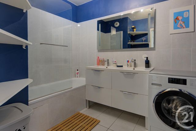 Appartement à vendre - 3 pièces - 67.21 m2 - ANNECY - 74 - RHONE-ALPES - Century 21 Cd Immo