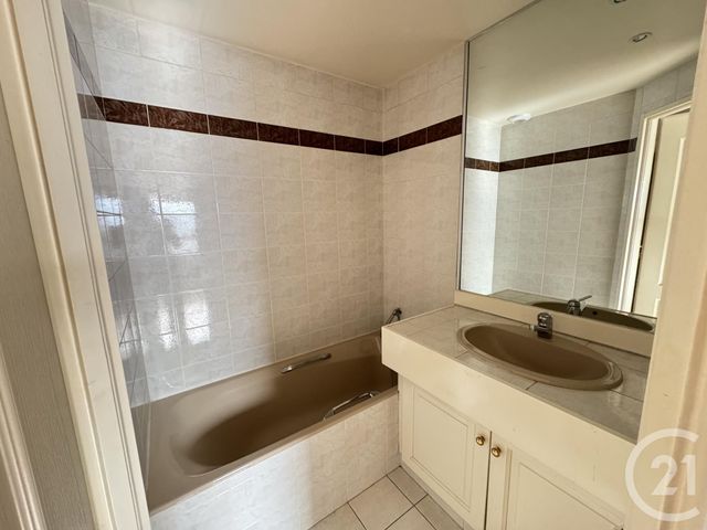 Appartement à vendre - 3 pièces - 51.96 m2 - ANNECY - 74 - RHONE-ALPES - Century 21 Cd Immo