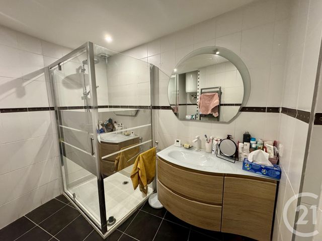 Appartement T2 à vendre - 2 pièces - 46.0 m2 - ANNECY - 74 - RHONE-ALPES - Century 21 Cd Immo