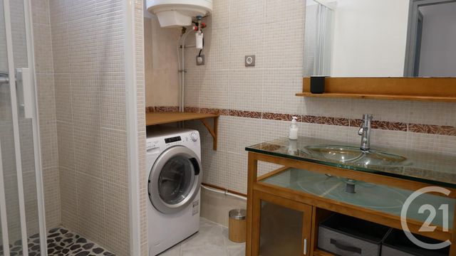 Appartement T2 à louer - 2 pièces - 48.87 m2 - ANNECY - 74 - RHONE-ALPES - Century 21 Cd Immo