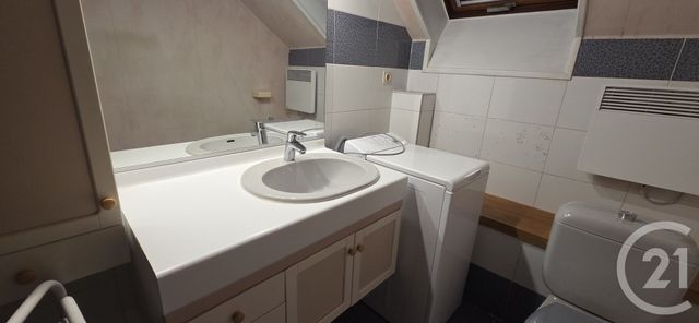 Appartement F1bis à louer - 2 pièces - 41.9 m2 - POISY - 74 - RHONE-ALPES - Century 21 Cd Immo