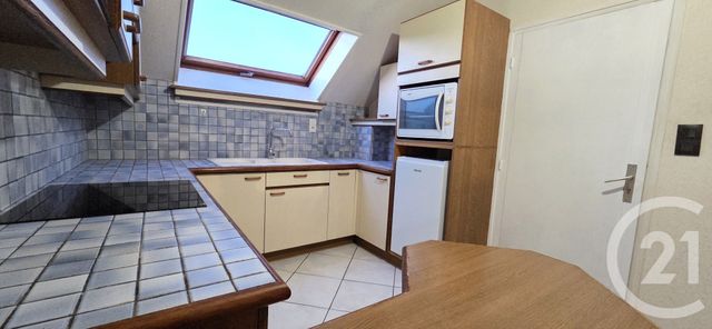 Appartement F1bis à louer - 2 pièces - 41.9 m2 - POISY - 74 - RHONE-ALPES - Century 21 Cd Immo